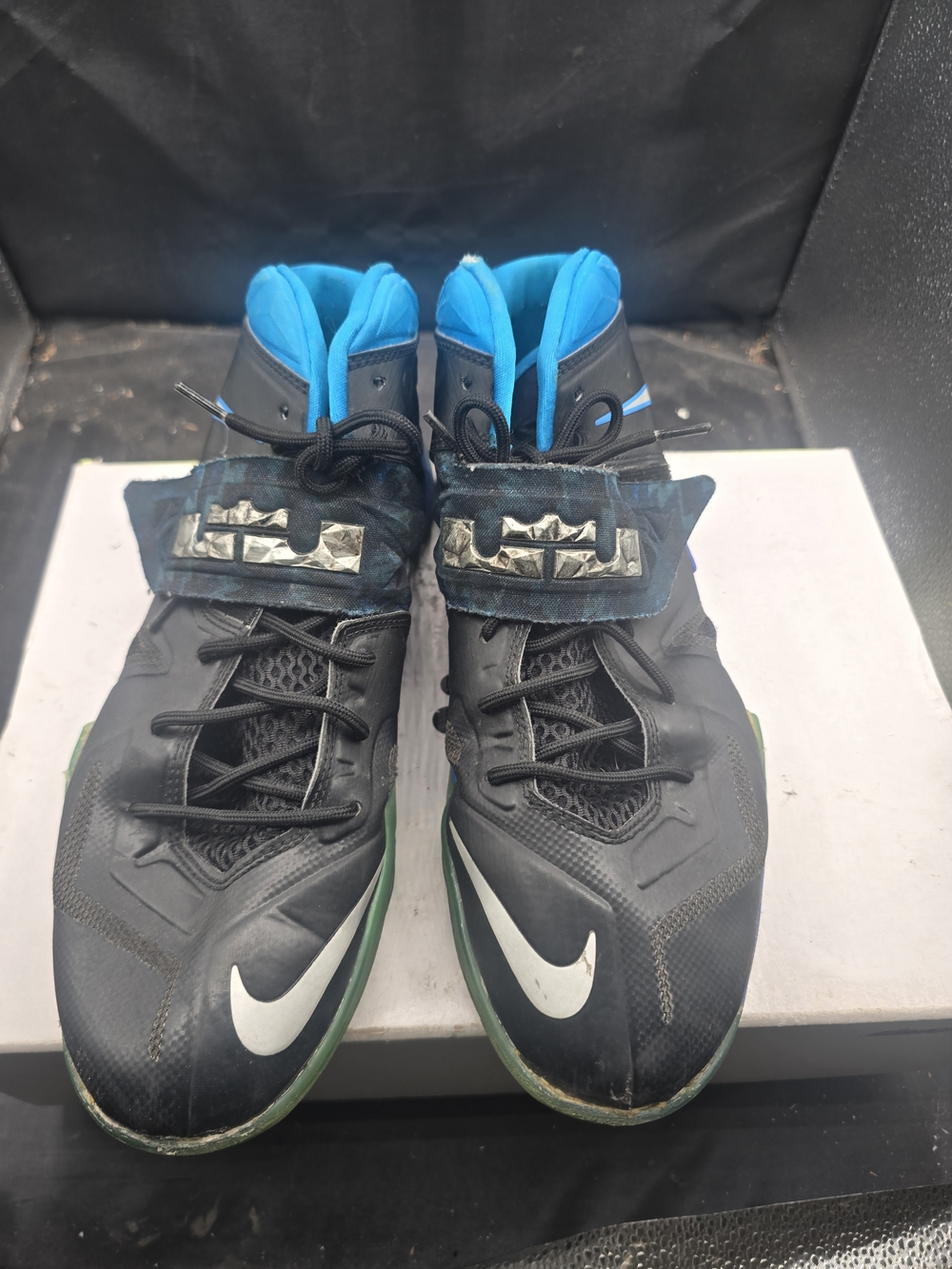SKU 0343 Nike Black Basketball Shoes with Blue Liner and White Swoosh